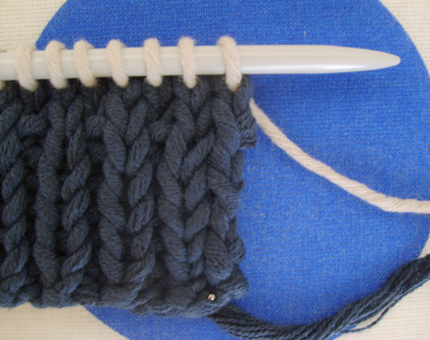 modele echarpe a tricoter grosse laine