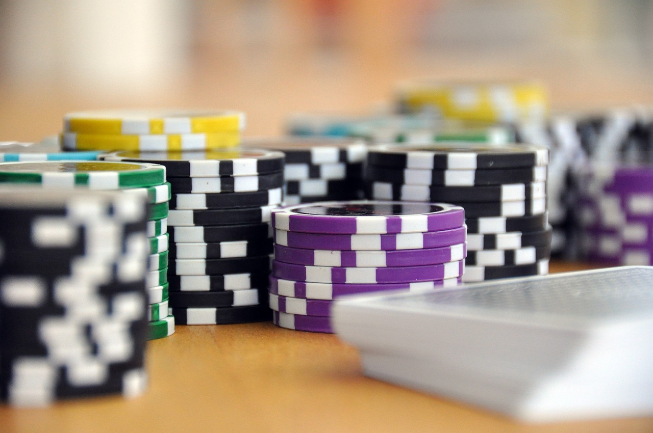 Apprendre à jouer au poker débutants : Les bases pour démarrer