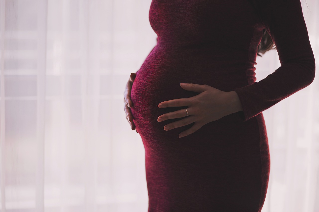 Bouchon muqueux : tout savoir sur ce phénomène de grossesse en images